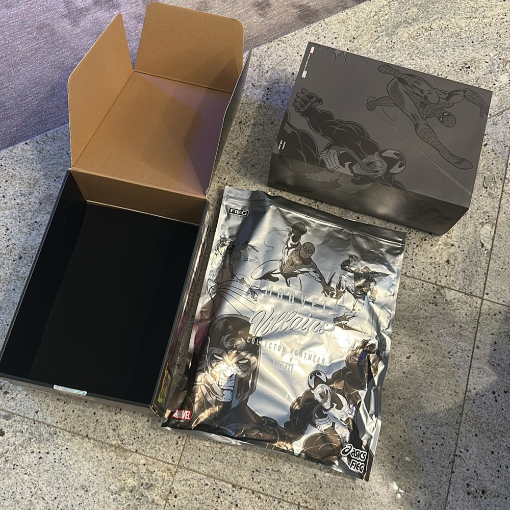 Kith X Marvel Sneaker Box Collectibles View 4